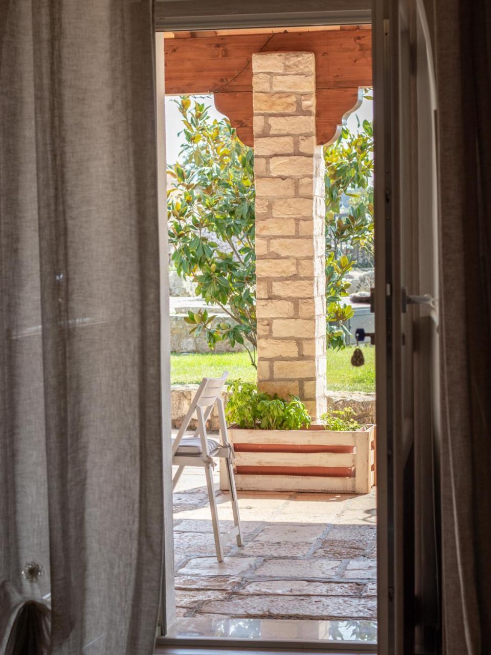 Masseria Trulli Pietra Antica Noci Exterior photo